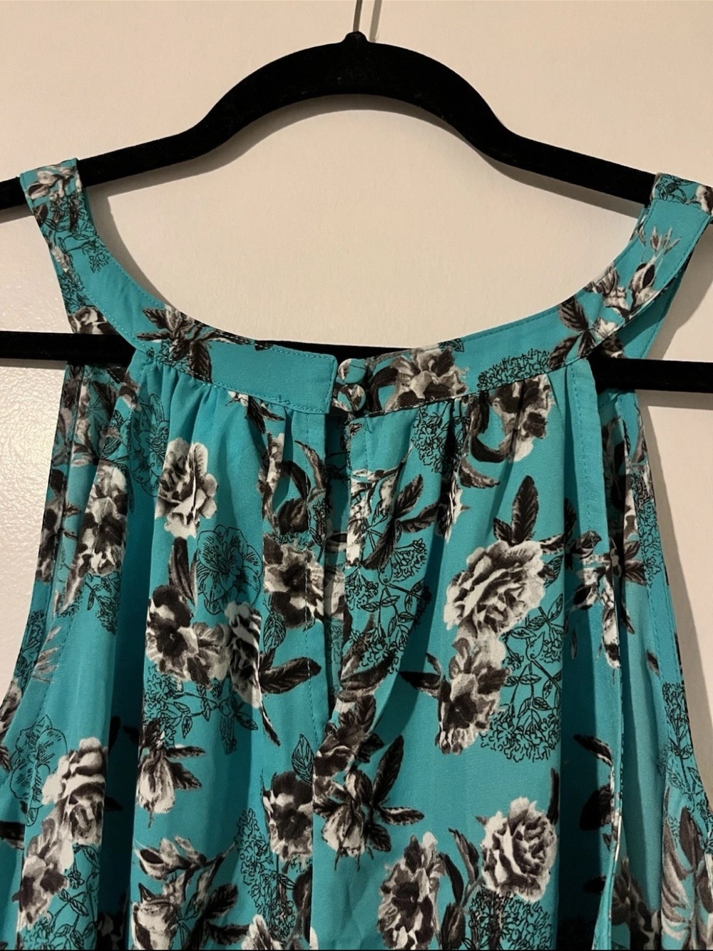 torrid Teal Floral High-Low Tank - Picture 5 of 7